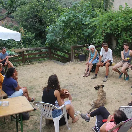 مكان تخييم L'ecole Des Cevennes Saint-Privat-de-Vallongue